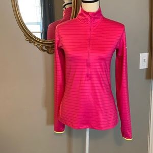 Nike Pro 1/2 zip running pullover